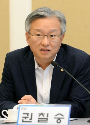 [의회신문]권칠승 의원, 재래시장 살리려면 온누리 상품권 깡 근절시켜야 
