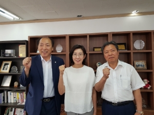 서울시 상인연합회 편정수 회장님과 나경원원내대표님과의 간담회 