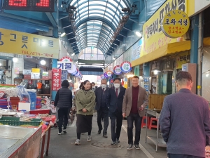 용운시장 대전 세종 지방중소벤처기업청장님 방문 